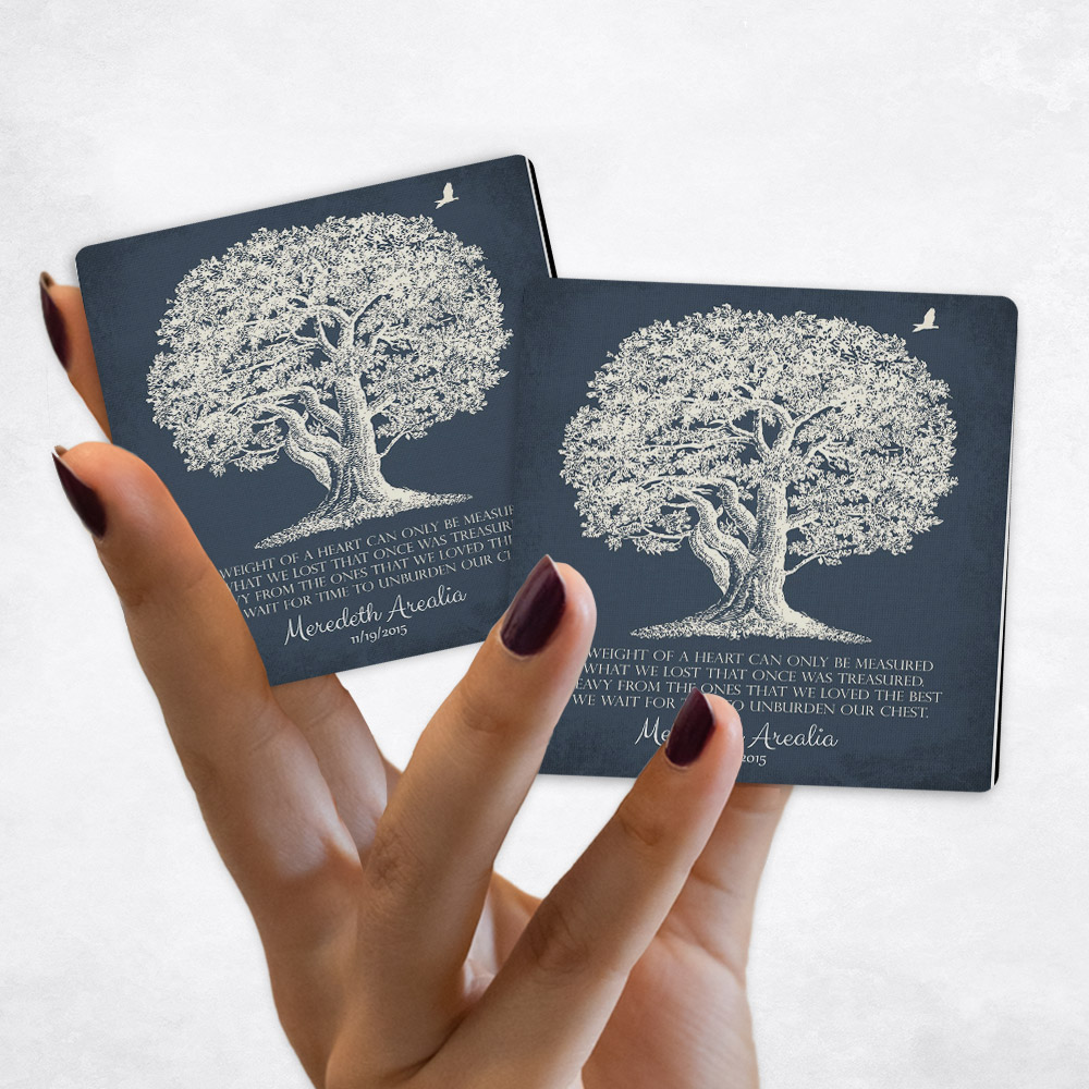 Close up picture of Gift Oak Memorial Tree Distressed Blue Magnet Set MAG-1146